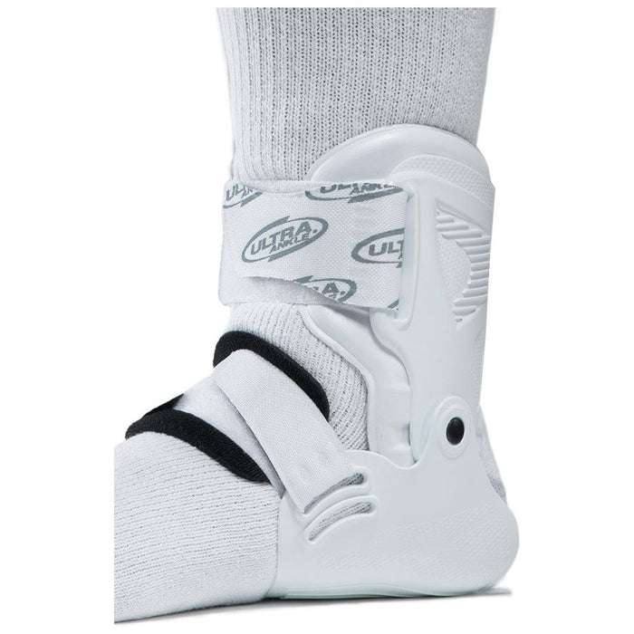 Tandem Ultra Zoom Soft Shell Ankle Brace
